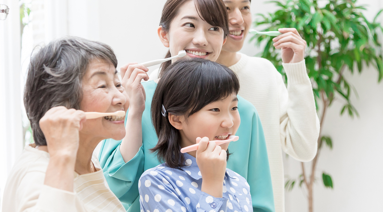 自分に合った歯ブラシを選ぶコツ！～みがき方が選択のポイント～